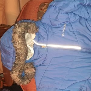 Girls blue long columbia puffer